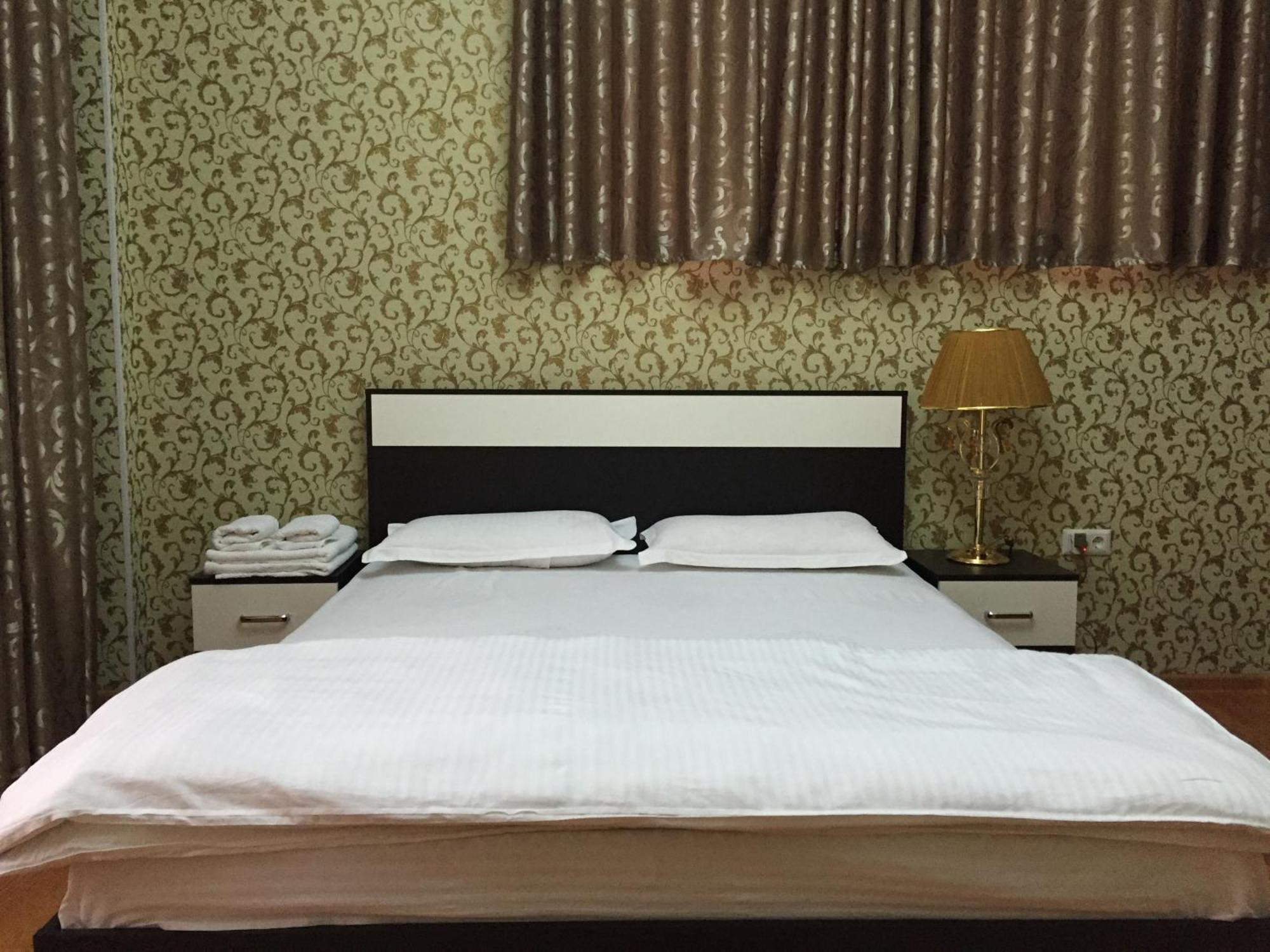 Hello Dushanbe Hostel Екстериор снимка