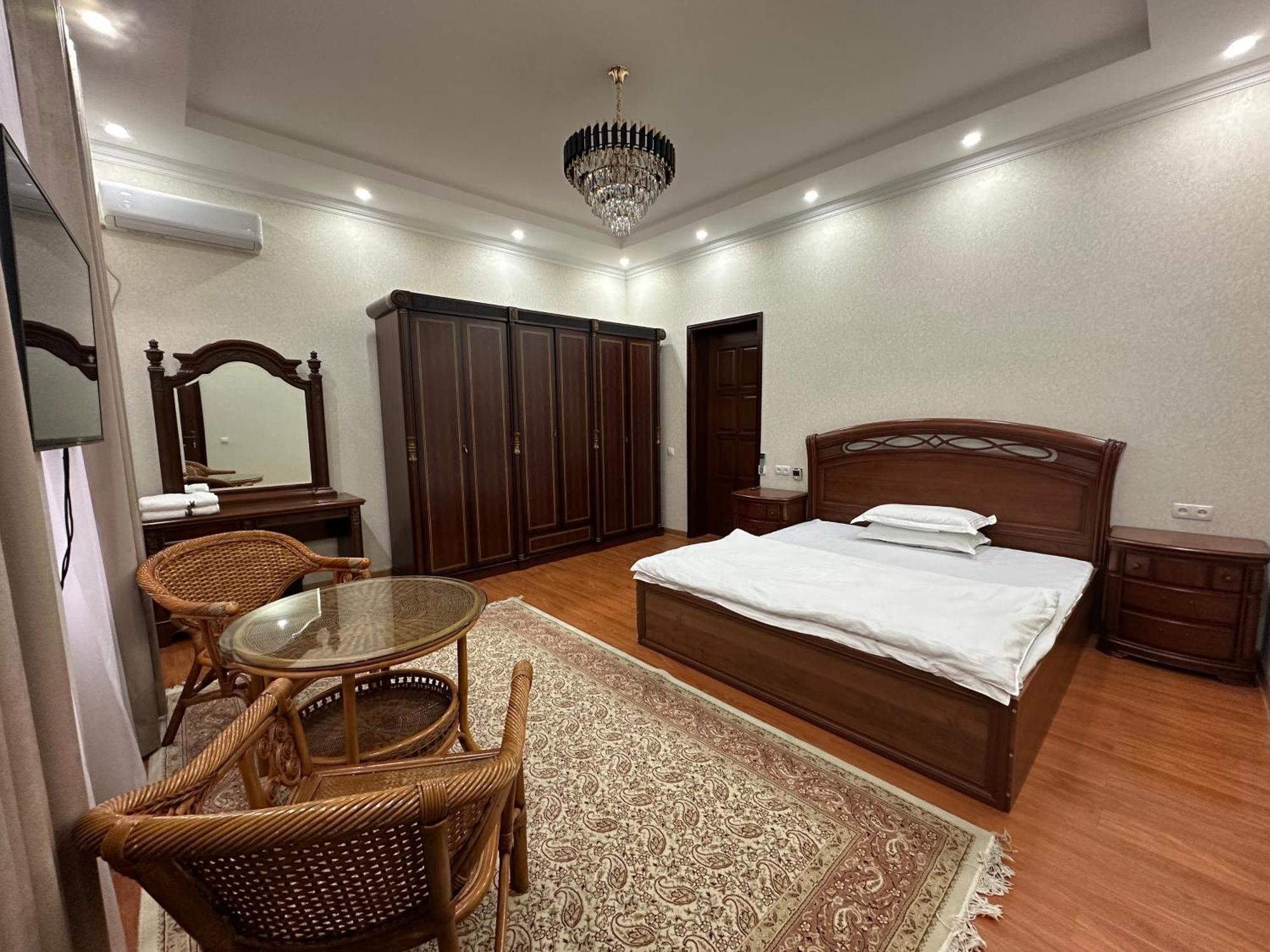 Hello Dushanbe Hostel Екстериор снимка