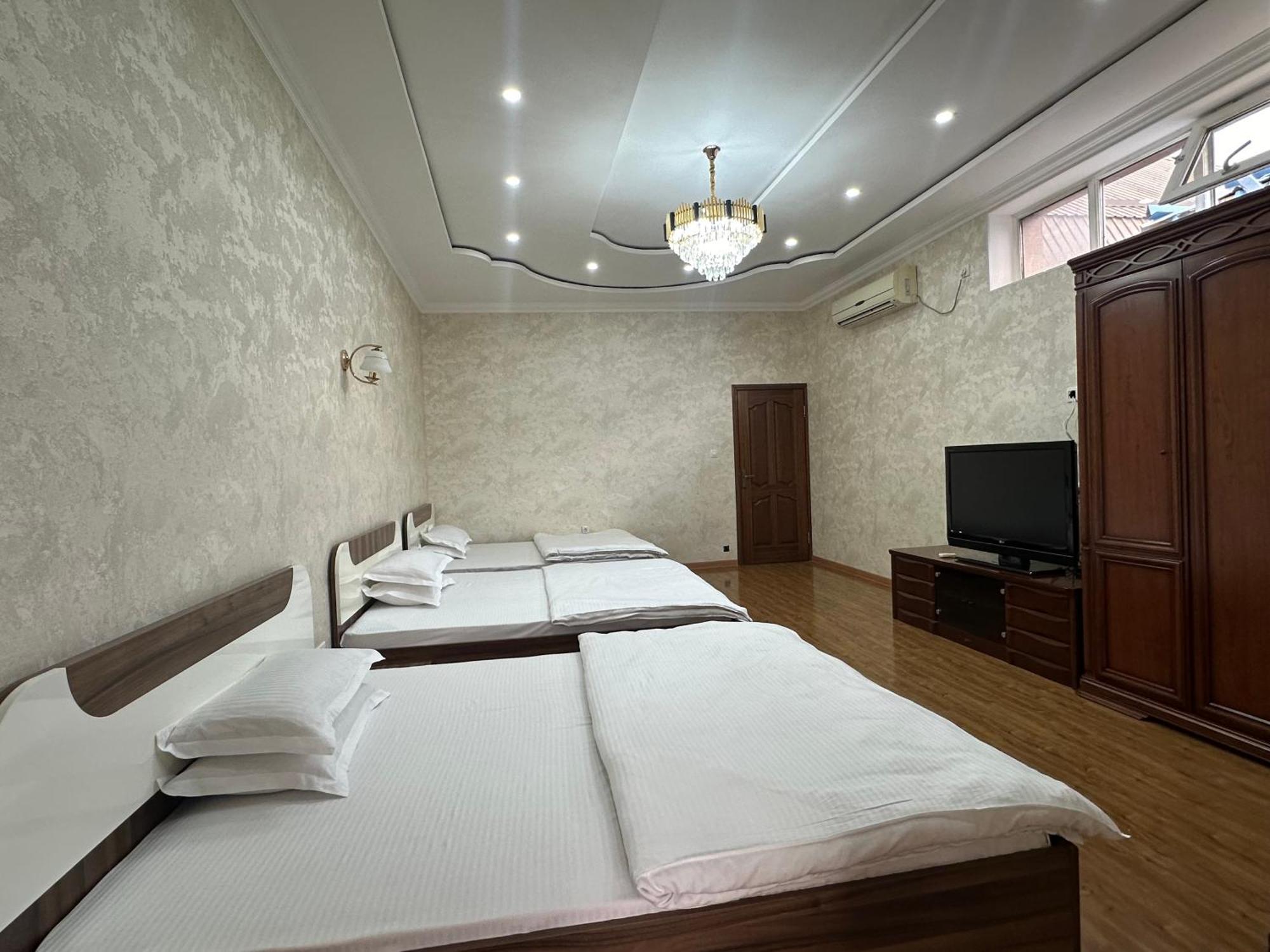 Hello Dushanbe Hostel Екстериор снимка